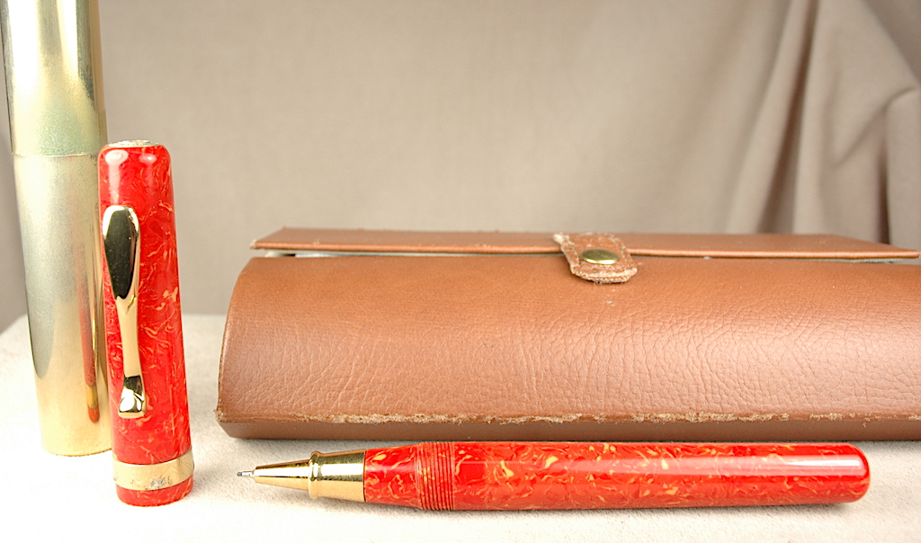 Pre-Owned Pens: 4382: Visconti: Voyager Convertible